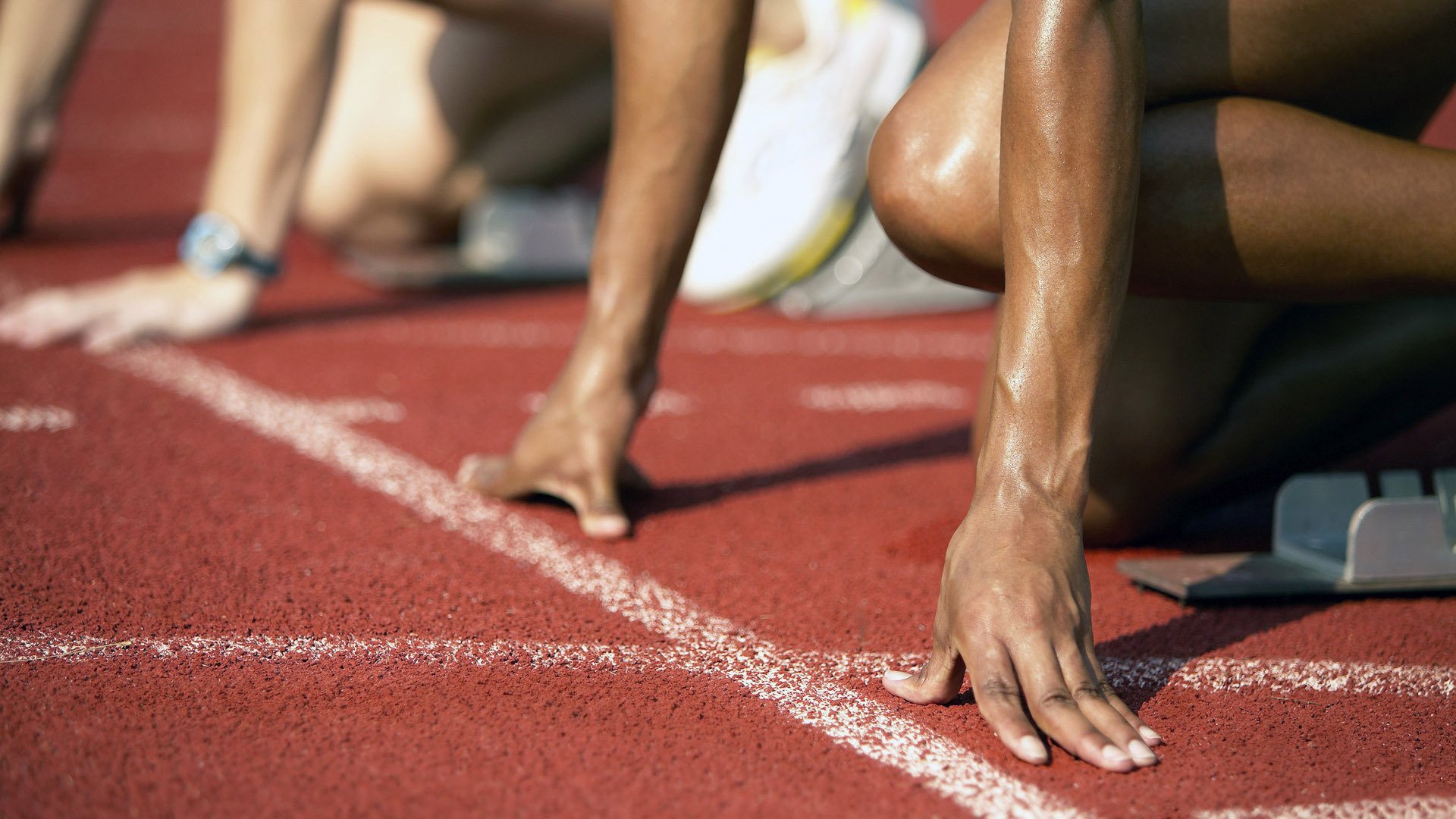 “中国足球产业迈向国际市场，合作不断深化”，2020中国足球产业